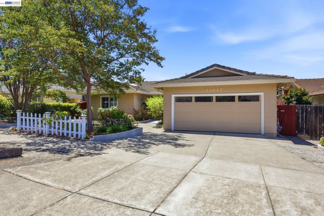42447 Paseo Padre Pkwy, Fremont, CA 94539