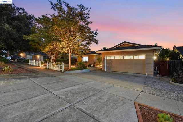 42447 Paseo Padre Pkwy, Fremont, CA 94539