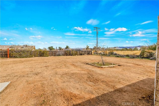 58331 Caliente Street, Yucca Valley, CA 92284