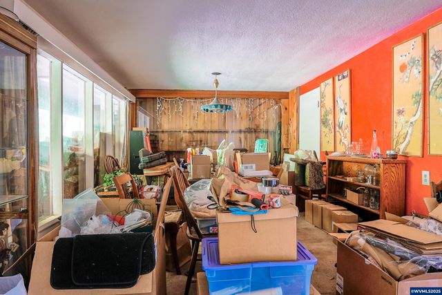 32763 Berlin Rd, Lebanon, OR 97355