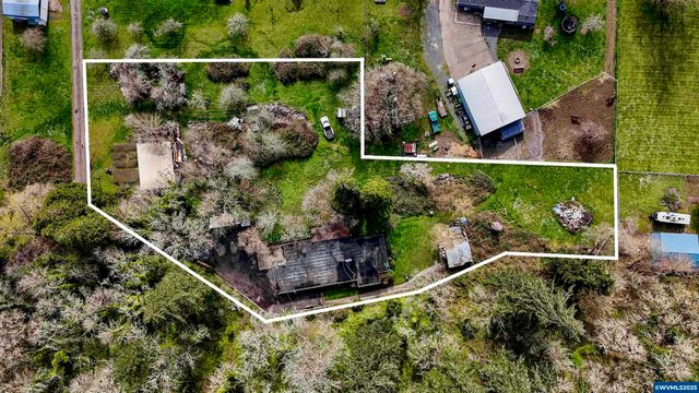 32763 Berlin Rd, Lebanon, OR 97355