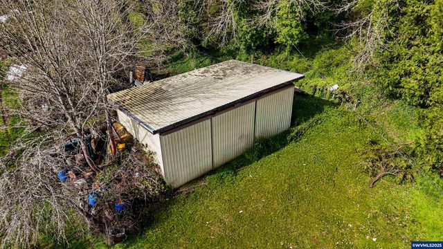 32763 Berlin Rd, Lebanon, OR 97355