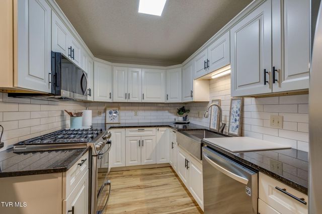 617 Franklin Square Court B, Johnson City, TN 37604