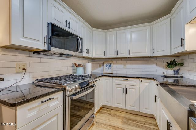 617 Franklin Square Court B, Johnson City, TN 37604