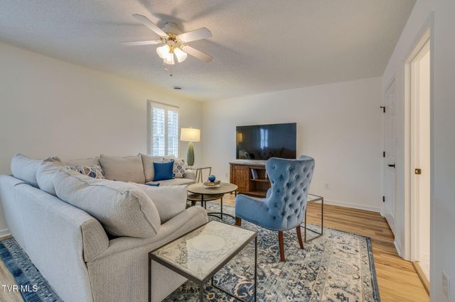 617 Franklin Square Court B, Johnson City, TN 37604