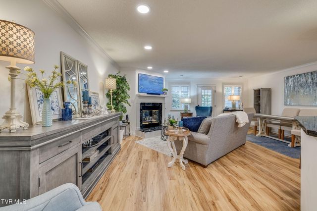 617 Franklin Square Court B, Johnson City, TN 37604