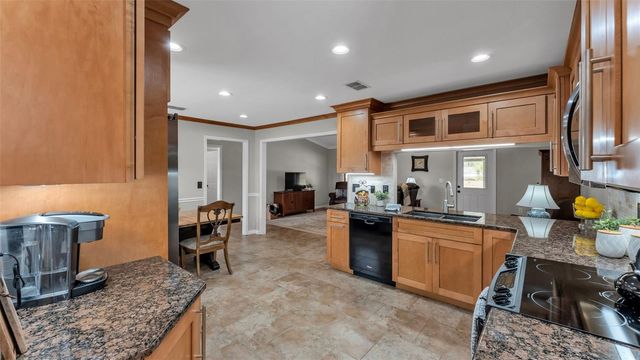 9326 EDISON ROAD, Lithia, FL 33547