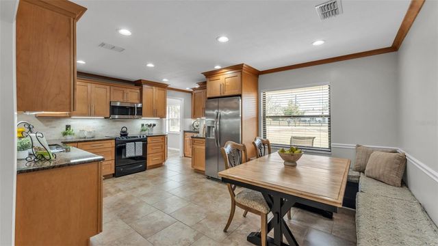 9326 EDISON ROAD, Lithia, FL 33547