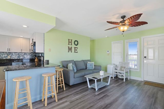 4314 S Ocean Blvd Apt D1, North Myrtle Beach, SC 29582