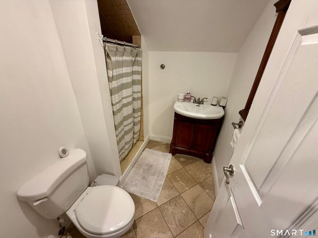 64 Hickory Street, Bridgeport, CT 06610