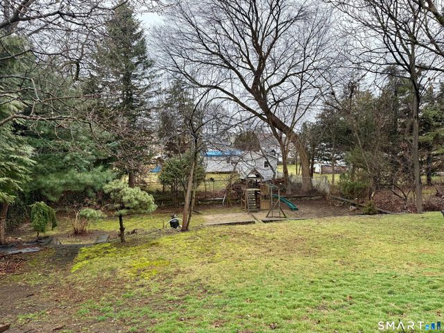 64 Hickory Street, Bridgeport, CT 06610