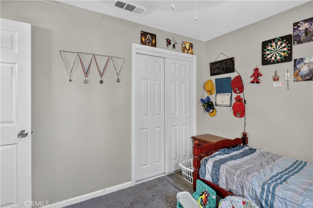 Image 14 of property listing at 1565 E Santa Fe, Merced, CA 95340