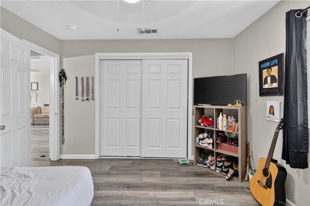 Image 9 of property listing at 1565 E Santa Fe, Merced, CA 95340