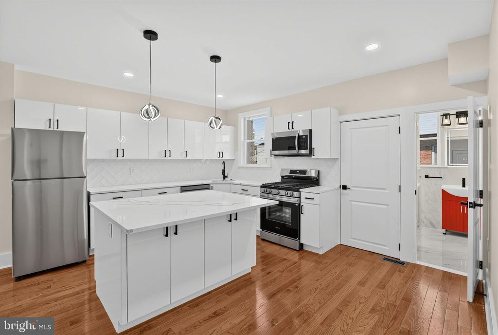 1524 S 30TH ST, PHILADELPHIA, PA 19146 — photo 3