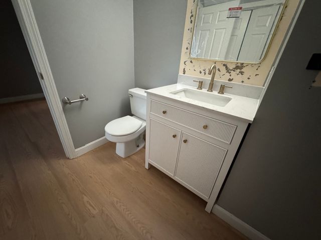 40 Wright St 2, Stoneham, MA 02180