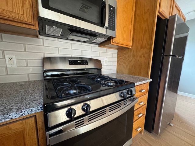 40 Wright St 2, Stoneham, MA 02180