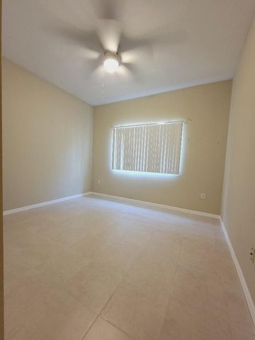 220 Crestwood Circle 102, Royal Palm Beach, FL 33411