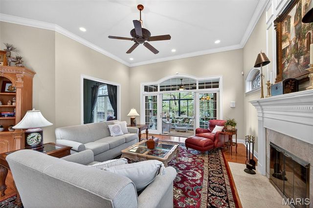 6 Upper Conway Lane, Chesterfield, MO 63017