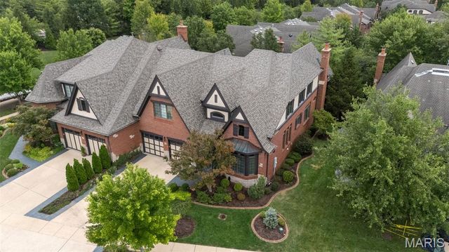 6 Upper Conway Lane, Chesterfield, MO 63017