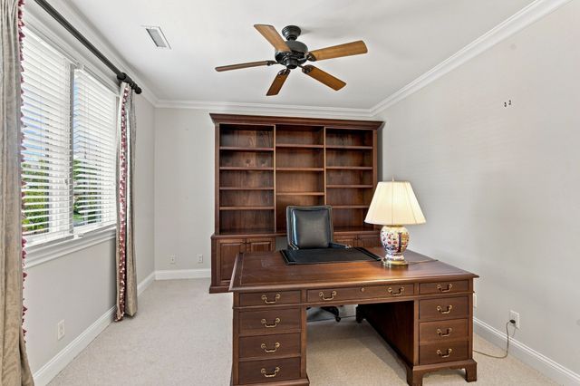 11 Middleton Park Ln, Nashville, TN 37215
