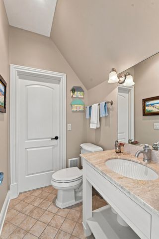 11 Middleton Park Ln, Nashville, TN 37215