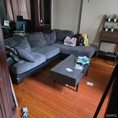 3311 Potomac Street, St Louis, MO 63118