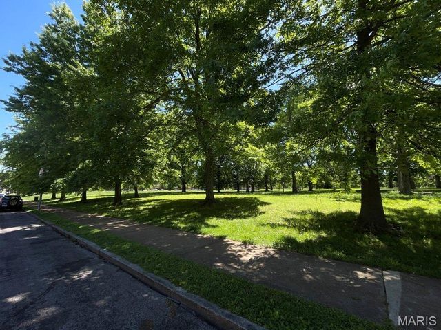 3311 Potomac Street, St Louis, MO 63118