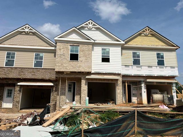 45 Creekside Commons Drive, Hoschton, GA 30548