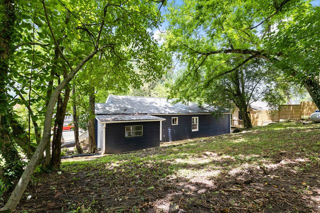 3260 East First Street, Blue Ridge, GA 30513