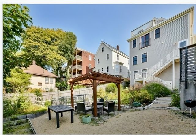 10 Symmes St 1, Boston, MA 02131