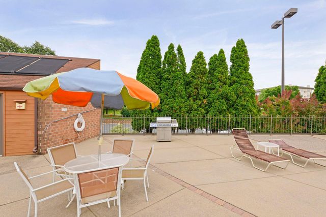 3320 Louisiana Avenue S 311, Saint Louis Park, MN 55426