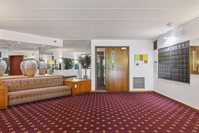 3320 Louisiana Avenue S 311, Saint Louis Park, MN 55426