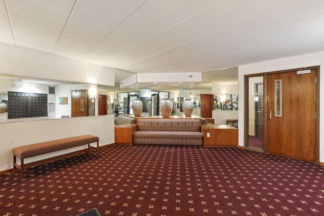 3320 Louisiana Avenue S 311, Saint Louis Park, MN 55426
