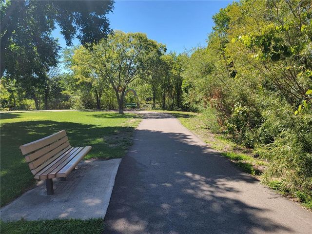 3320 Louisiana Avenue S 311, Saint Louis Park, MN 55426
