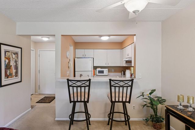 3320 Louisiana Avenue S 311, Saint Louis Park, MN 55426