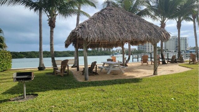 72 Waterway Road, Jupiter, FL 33469