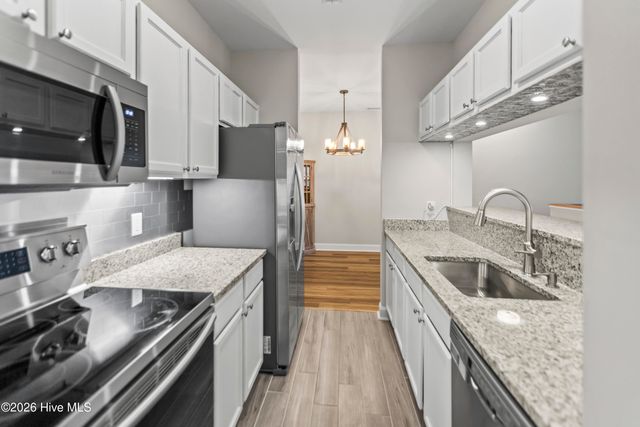 1926 Tara Court 201, Greenville, NC 27858