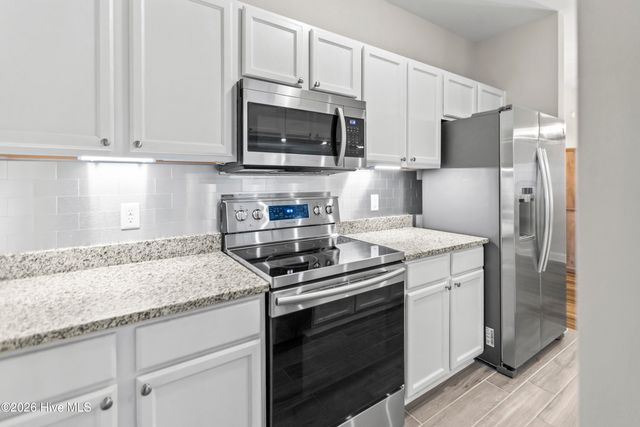 1926 Tara Court 201, Greenville, NC 27858