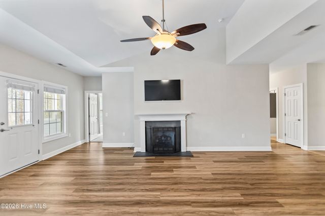 1926 Tara Court 201, Greenville, NC 27858