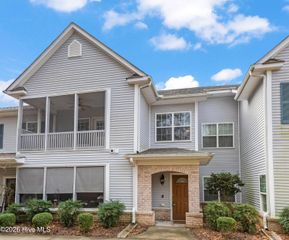 1926 Tara Court 201, Greenville, NC 27858