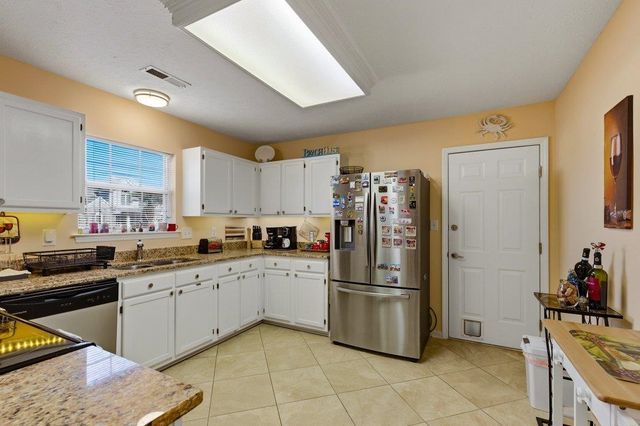 306 Pilothouse Dr., Myrtle Beach, SC 29577