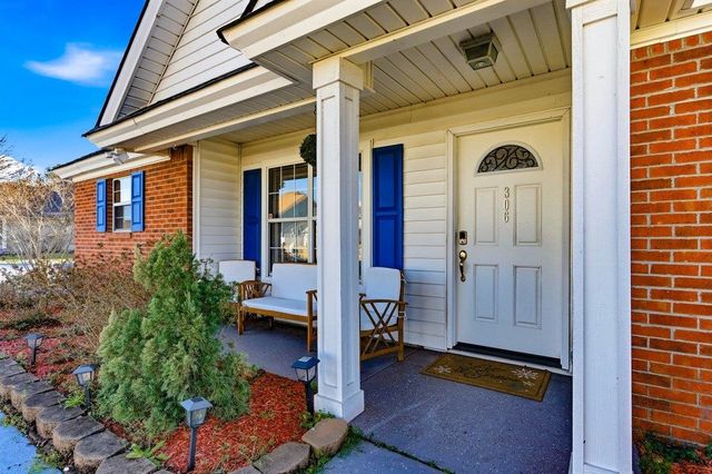 306 Pilothouse Dr., Myrtle Beach, SC 29577