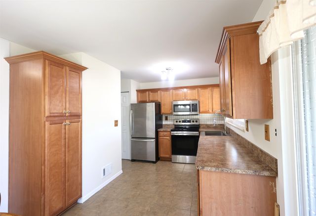 13187 Churchill, Sterling Heights, MI 48313