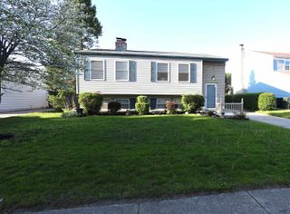 13187 Churchill, Sterling Heights, MI 48313