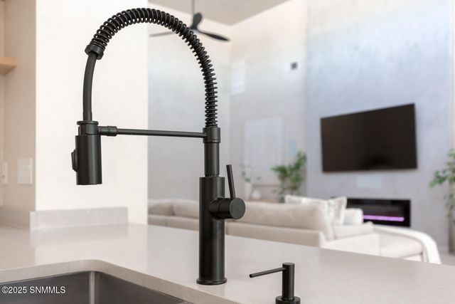 4387 Nambe Arc, Las Cruces, NM 88011