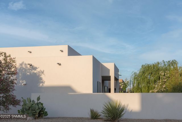 4387 Nambe Arc, Las Cruces, NM 88011