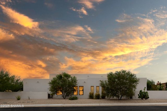 4387 Nambe Arc, Las Cruces, NM 88011