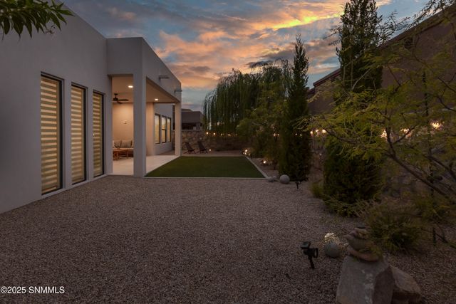 4387 Nambe Arc, Las Cruces, NM 88011