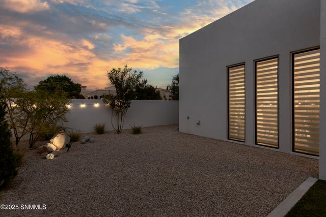 4387 Nambe Arc, Las Cruces, NM 88011