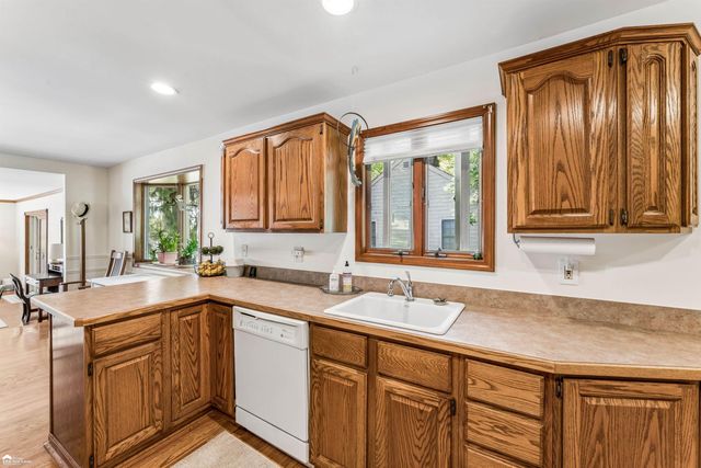 6300 Bullard Road, Fenton, MI 48430